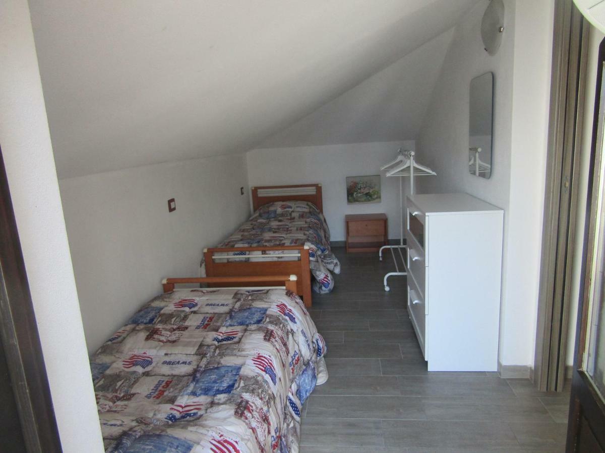 Lucy'S House Apartment Bellano Bagian luar foto
